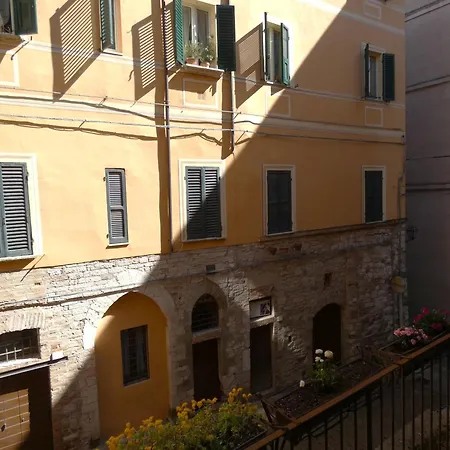 Apartment Via Vincioli - La Terrazza Nel Cuore Di Perugia *